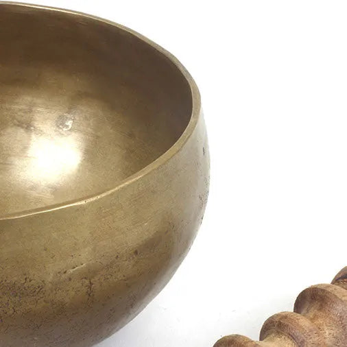 Hand Beaten Singing Bowl Approx 700g-Singing Bowls-Siesta Crafts