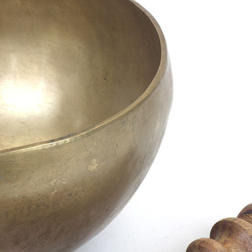 Hand Beaten Singing Bowl Approx 900g-Singing Bowls-Siesta Crafts