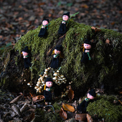 Peruvian Finger Puppet - Witch-Fun & Leisure-Siesta Crafts