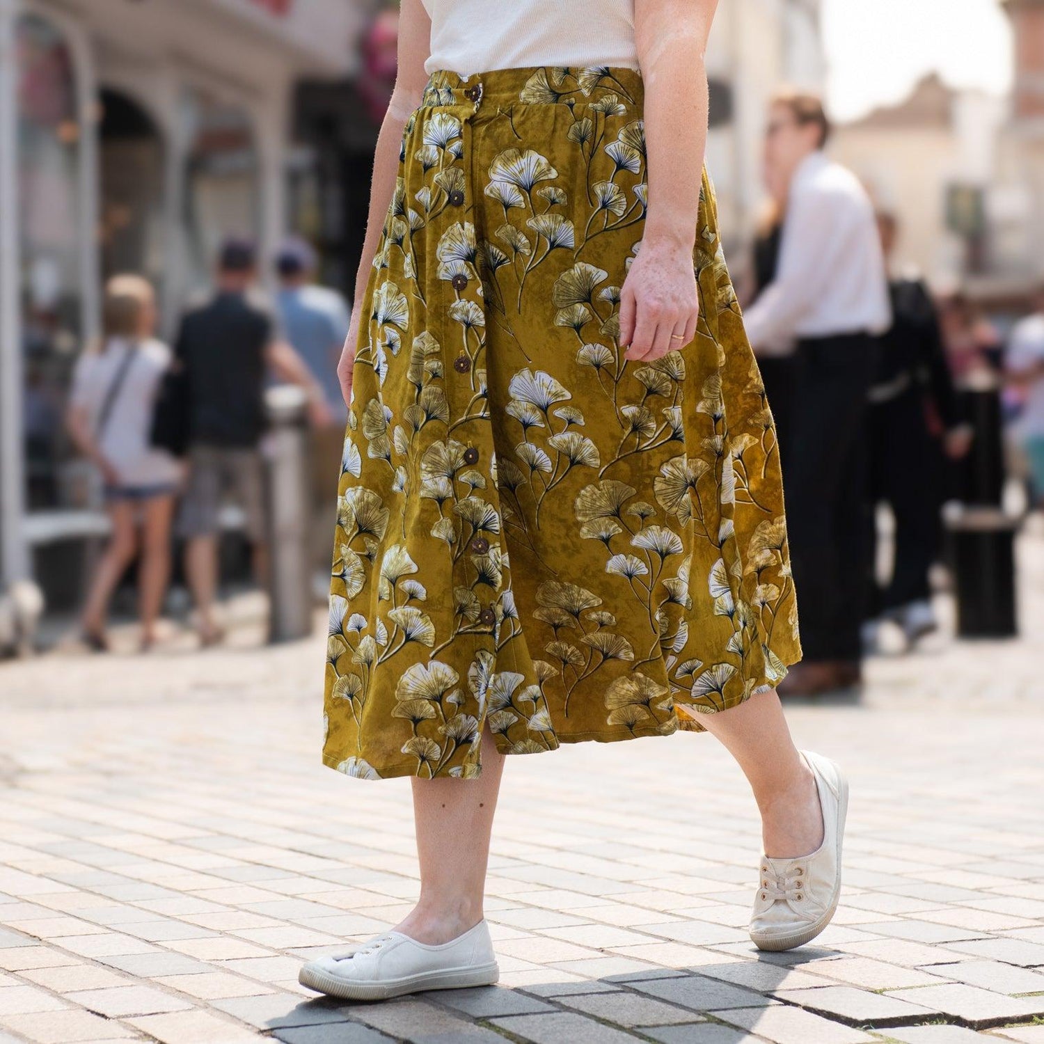 Button Skirt-Skirts-Siesta Crafts