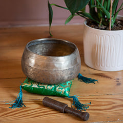 Antique Mani Singing Bowl No.42-Singing Bowls-Siesta Crafts